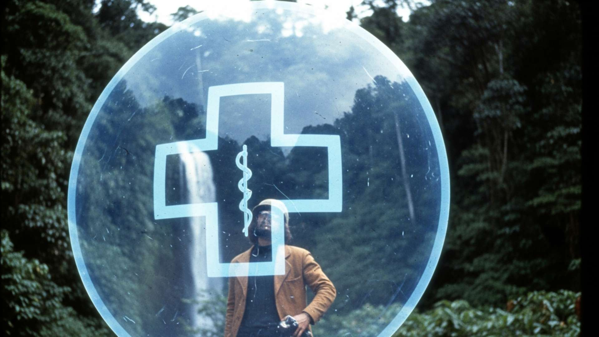 Costa Rican Travelers Increasingly Seek Insurance Protection Abroad