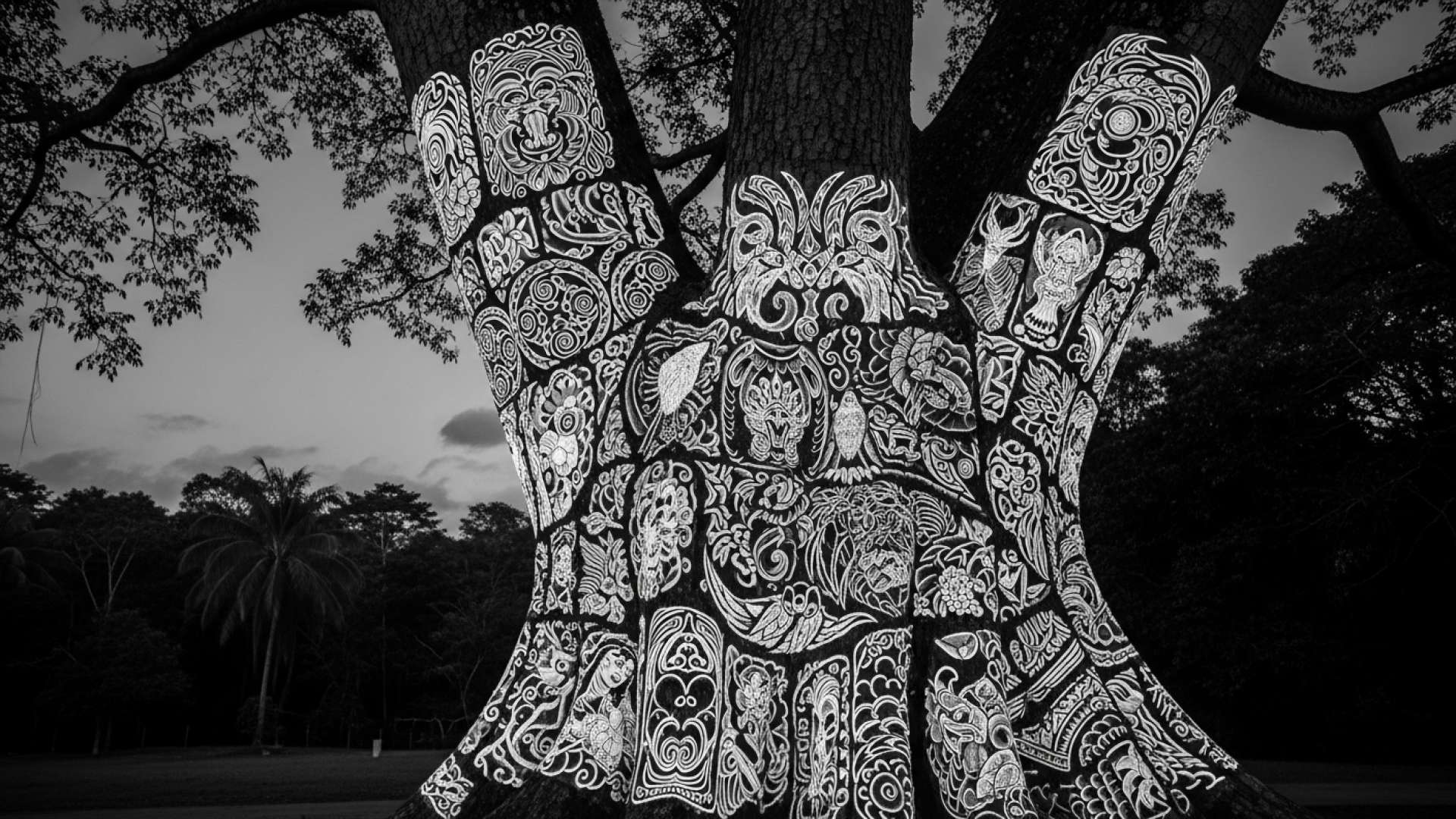 Max Sandí Carries Costa Rican Flag to Final World Tattoo Convention